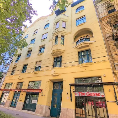 Stylish 1br - Flora's House * Budapest