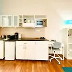Stylish 1br - Flora's House Lejlighed Budapest