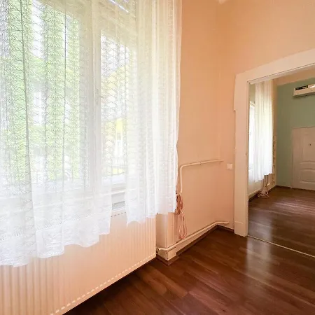 Stylish 1br - Flora's House Apartmán Budapešť