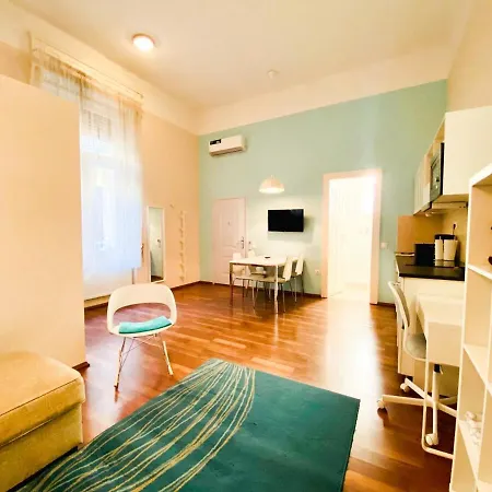 Stylish 1br - Flora's House Apartmán Budapešť