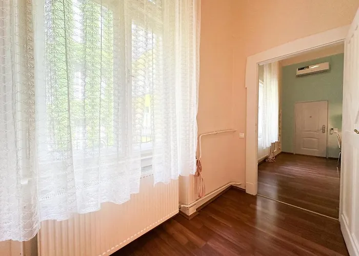 Stylish 1br - Flora's House Apartmán Budapešť