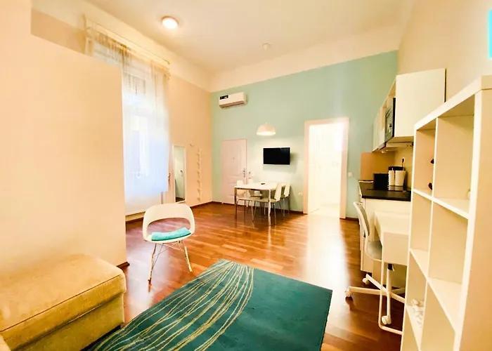 Stylish 1br - Flora's House Apartmán Budapešť